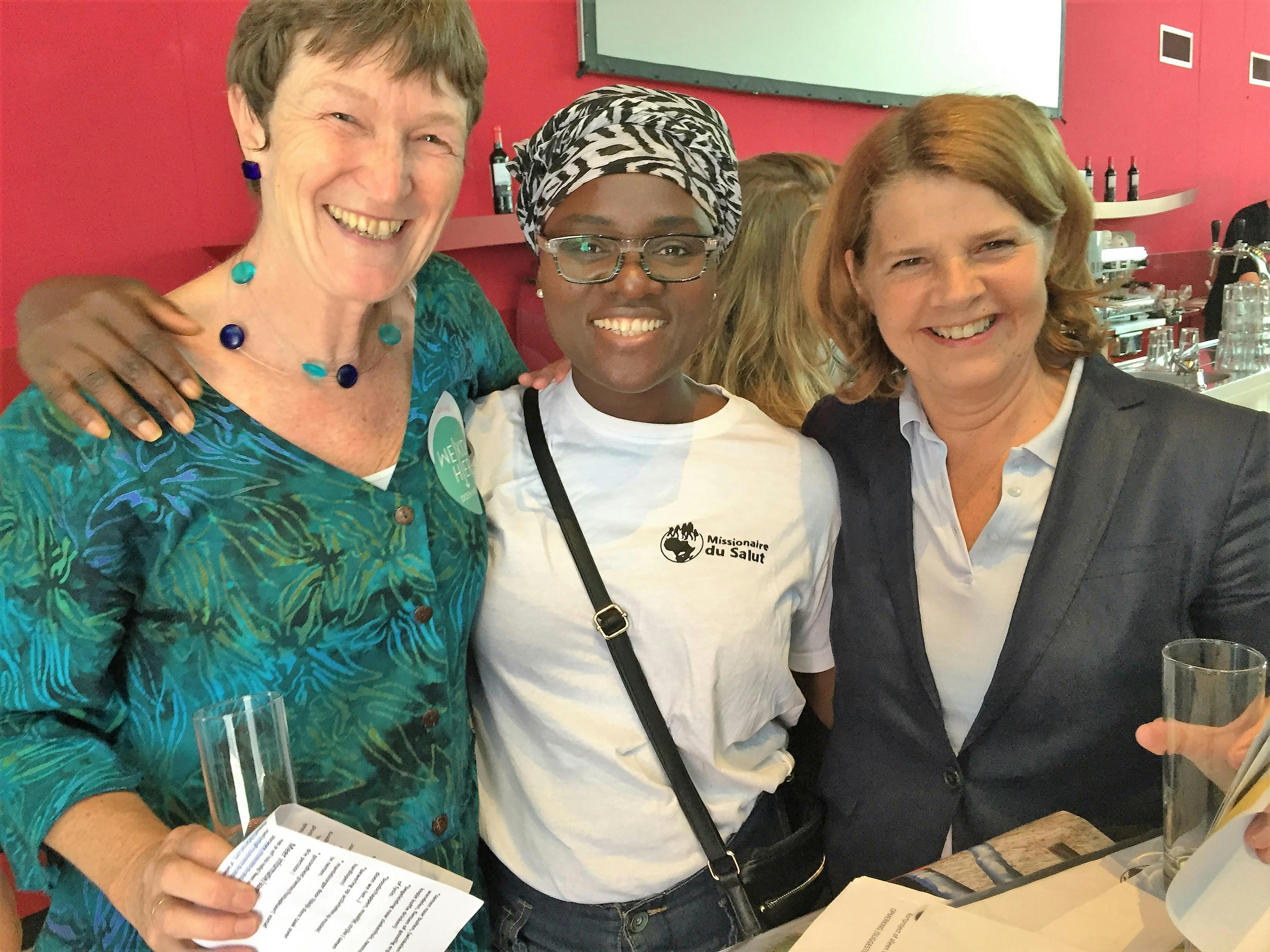 Mamy Sawa met de Burgemeester Marja van Bijsteerveldt