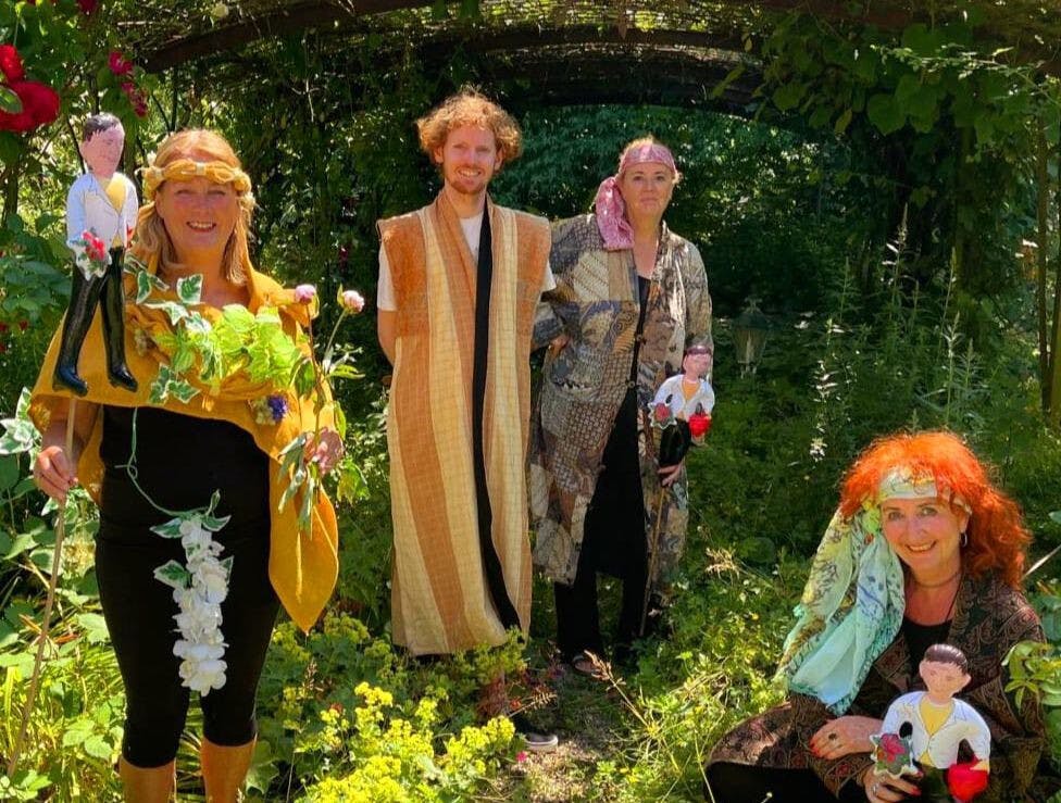 Openlucht theater in de tuin van Villa Schoutenhoeck, Molendijk 2 te Zwartewaal