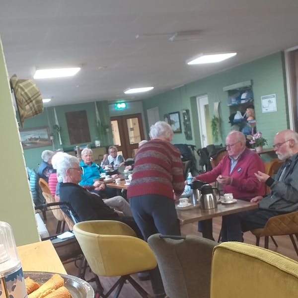 Samen koffie drinken iedere dag in de Benring