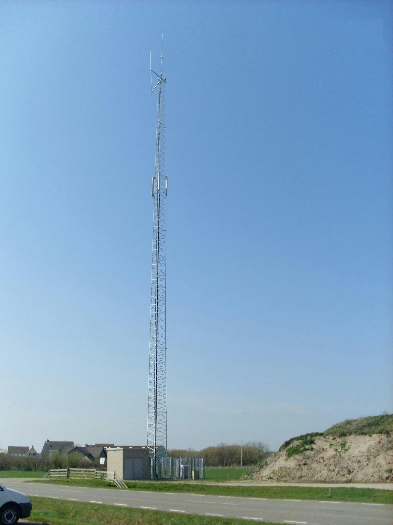 Geschermd Van Signaalhuis Met Lange Antennemast Voor Het Verschepen Navigatie Op Onderstel Victoria Devonport Auckland Nieuw 143097123 Geschermd Van Signaalhuis Met Lange Antennemast Voor Het Verschepen Navigatie Op Onderstel Victoria Devonport Auckland Nieuw 143097123