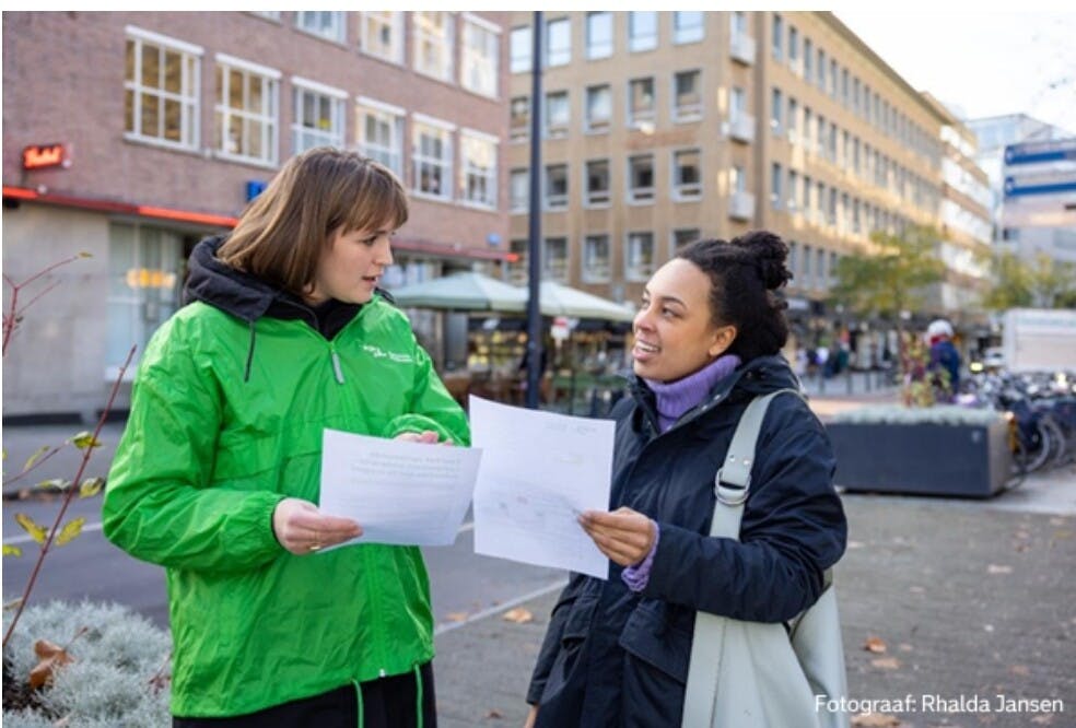 We Willen Rotterdammers Met Een Laag Inkomen Verder Helpen! | In ...