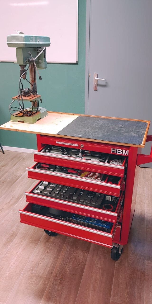 Reparatiewerkplaats en Naaiatelier