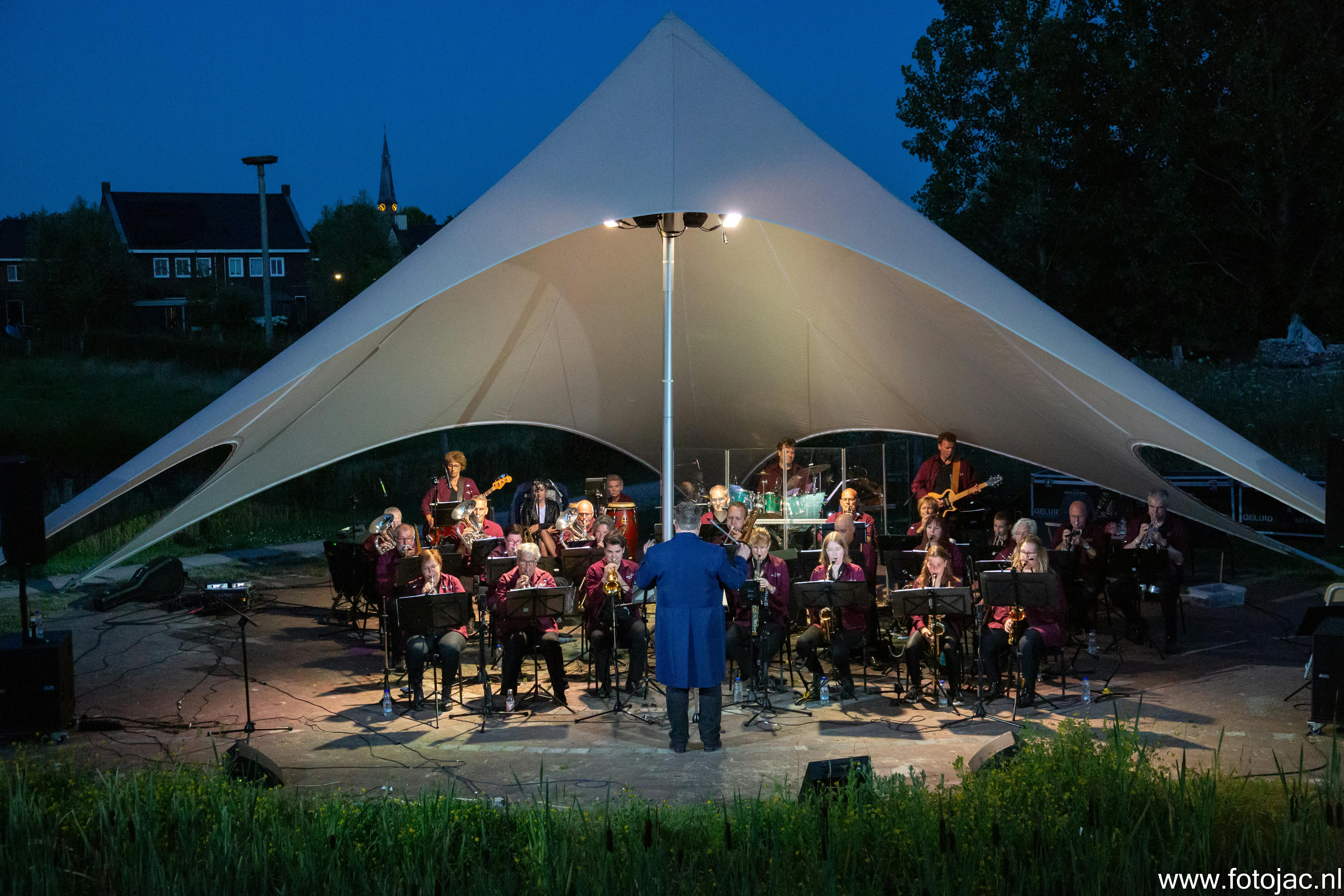 Het Metropeelorkest presenteert “Summernight”
