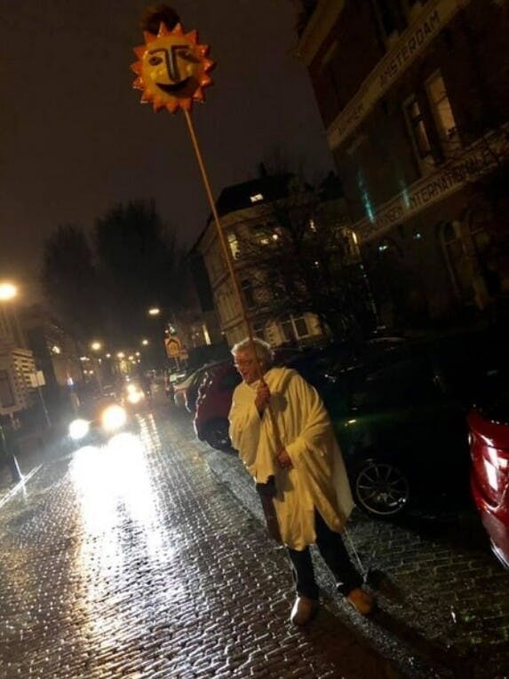 ZONNEWENDE 21 DEC JAARLIJKSE OPTOCHT