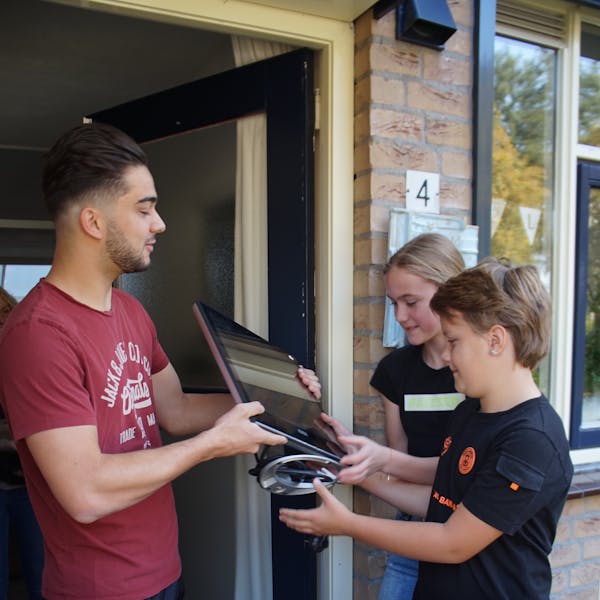 Laat je elektronisch afval gemakkelijk en gratis thuis ophalen