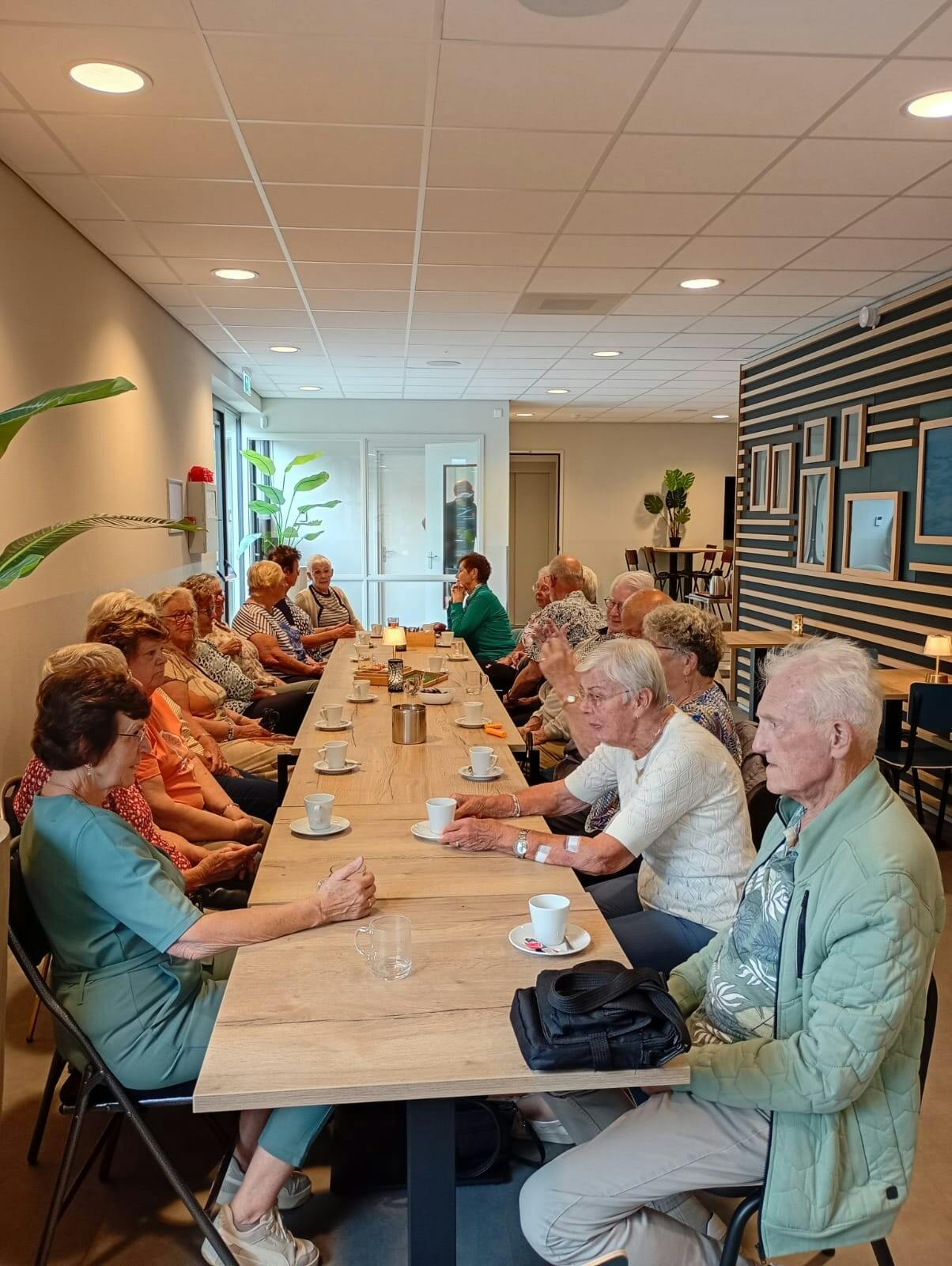 Inloop gezellige koffie middag in de het dorpscentrum Gaffelaar.