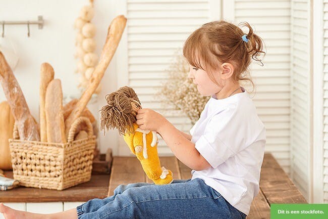 Bied jij een warm thuis voor een poppenmoeder?