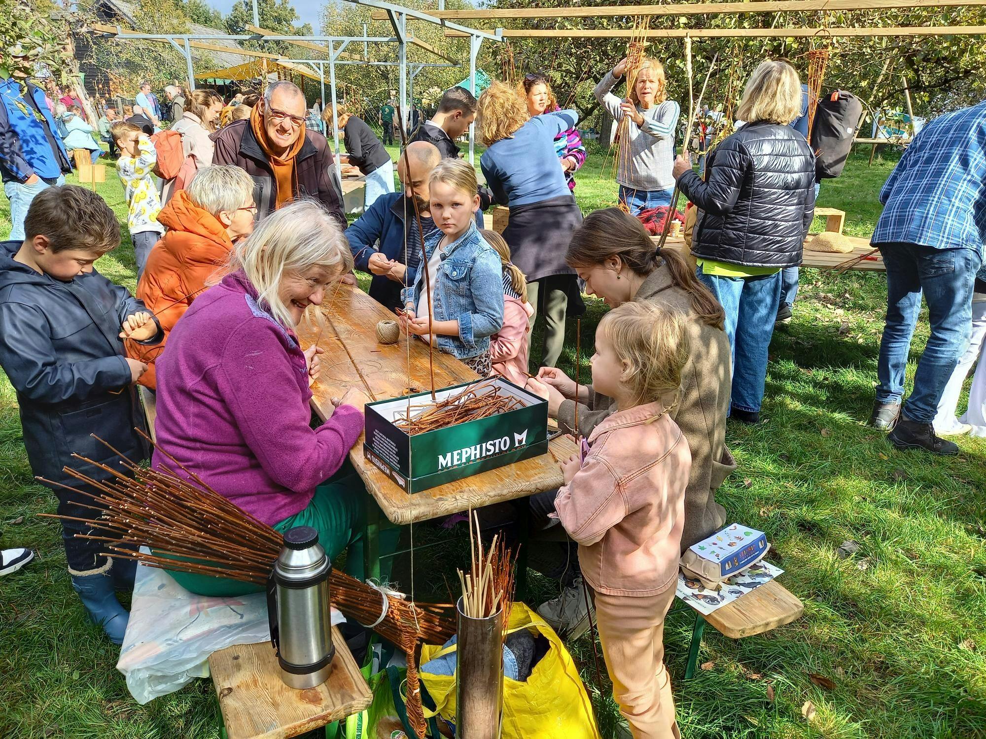 EERSTE LUSTRUM NATUURFEEST BIJ KASTEEL TONGELAAR GROOT SUCCES