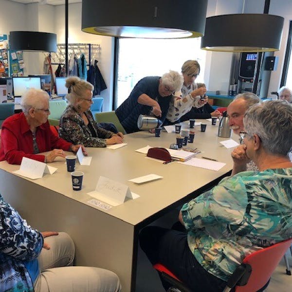 Samen herinneringen ophalen bij Vertel eens