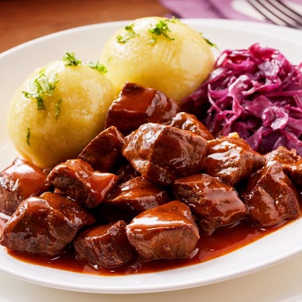 Vrijwilligers gezocht voor Restaurant het Voorhuis bij WarmThuis in Grosthuizen.