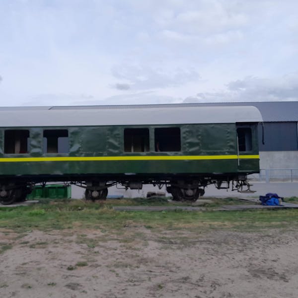 Schilder de schrootjes van onze locomotief!