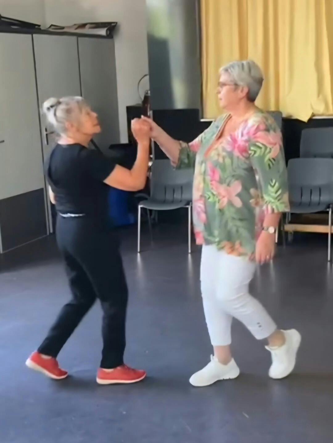 Zet je in beweging met dansplezier. 