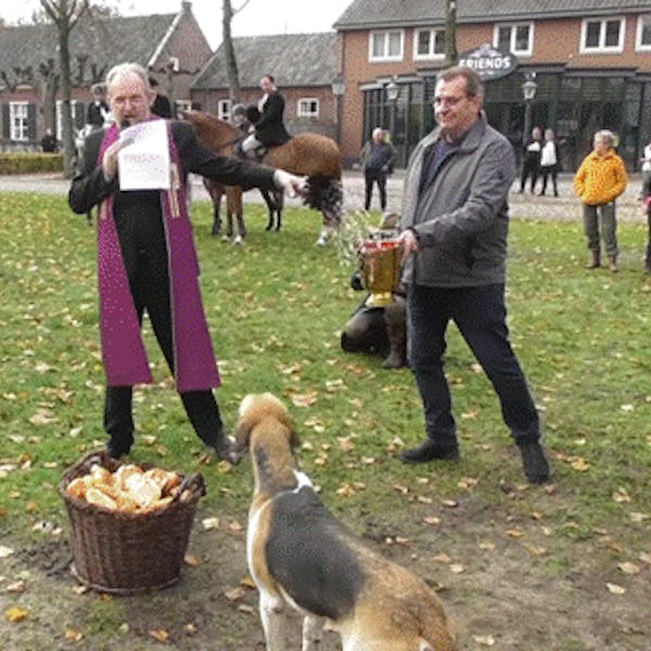 8 november - H. Hubertus – zegenen van brood – Slipjacht