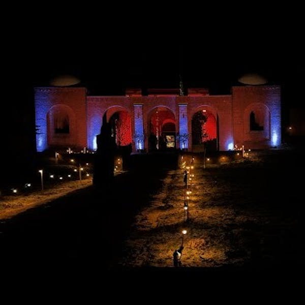 Stap in de wereld van licht, muziek en verhalen!