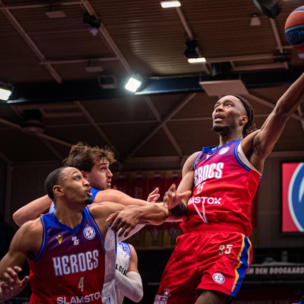 Basketbal Clinic: Wijkhelden van Heroes (12 dec)
