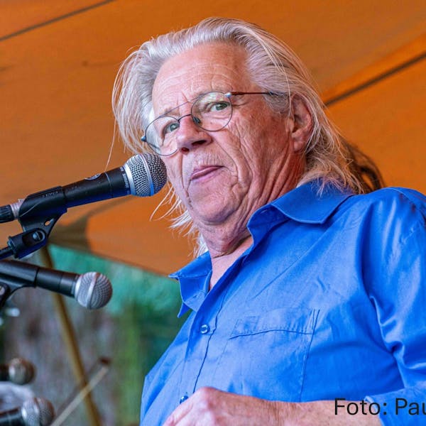 "ZONDAG LIVE" met Zjef Naaijkens