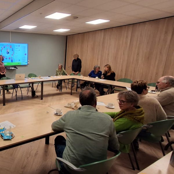 Verbind buren met een Voorzorgcirkel