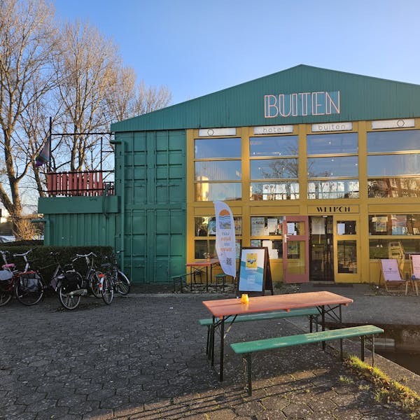 Zomergasten praat met Yassine Boussaid