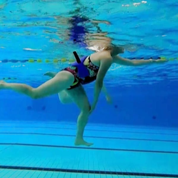 Herstel en train met Aquarunning in Sportfondsenbad Nijmegen-West