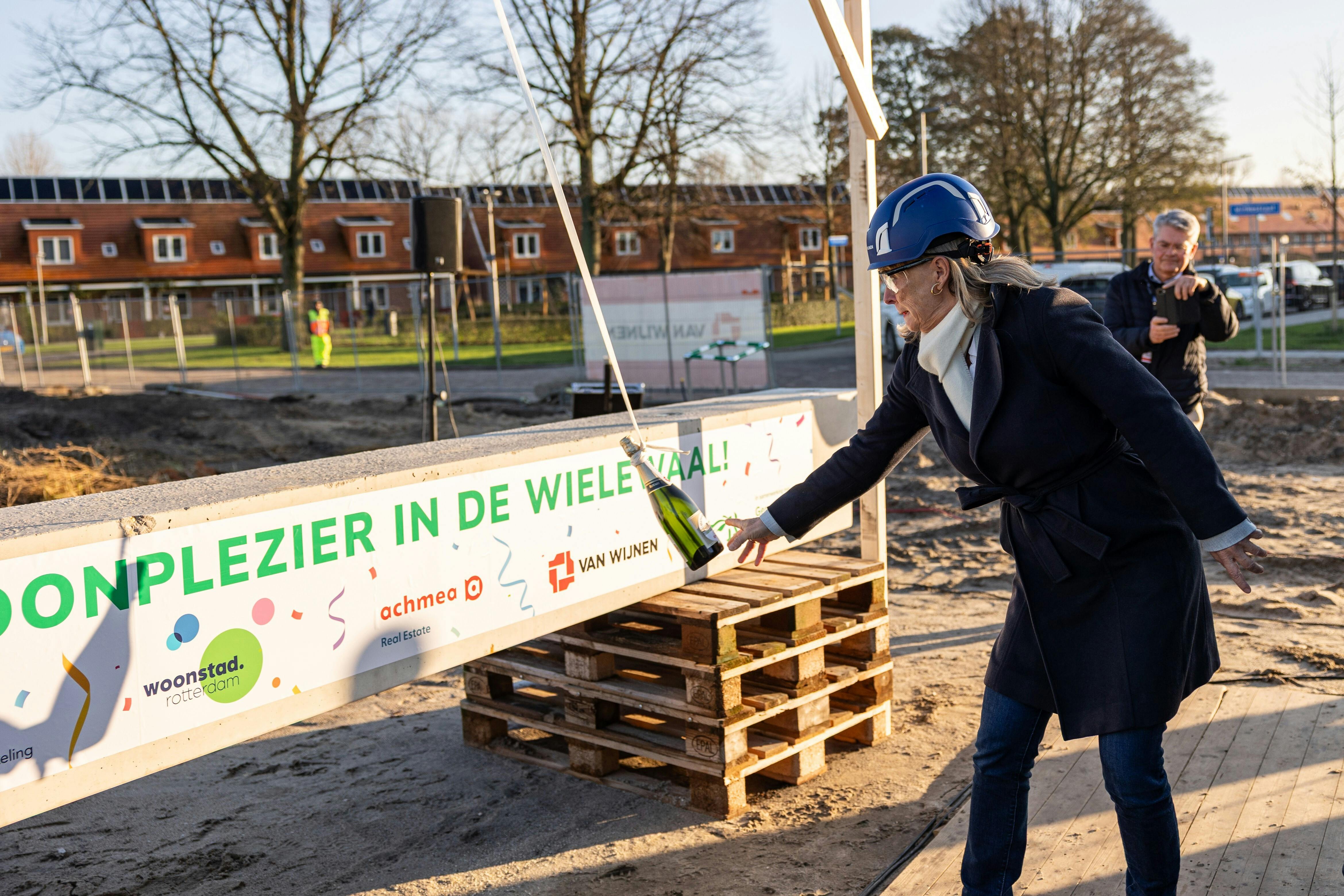 Start bouw feestje voor fases 7 en 8 