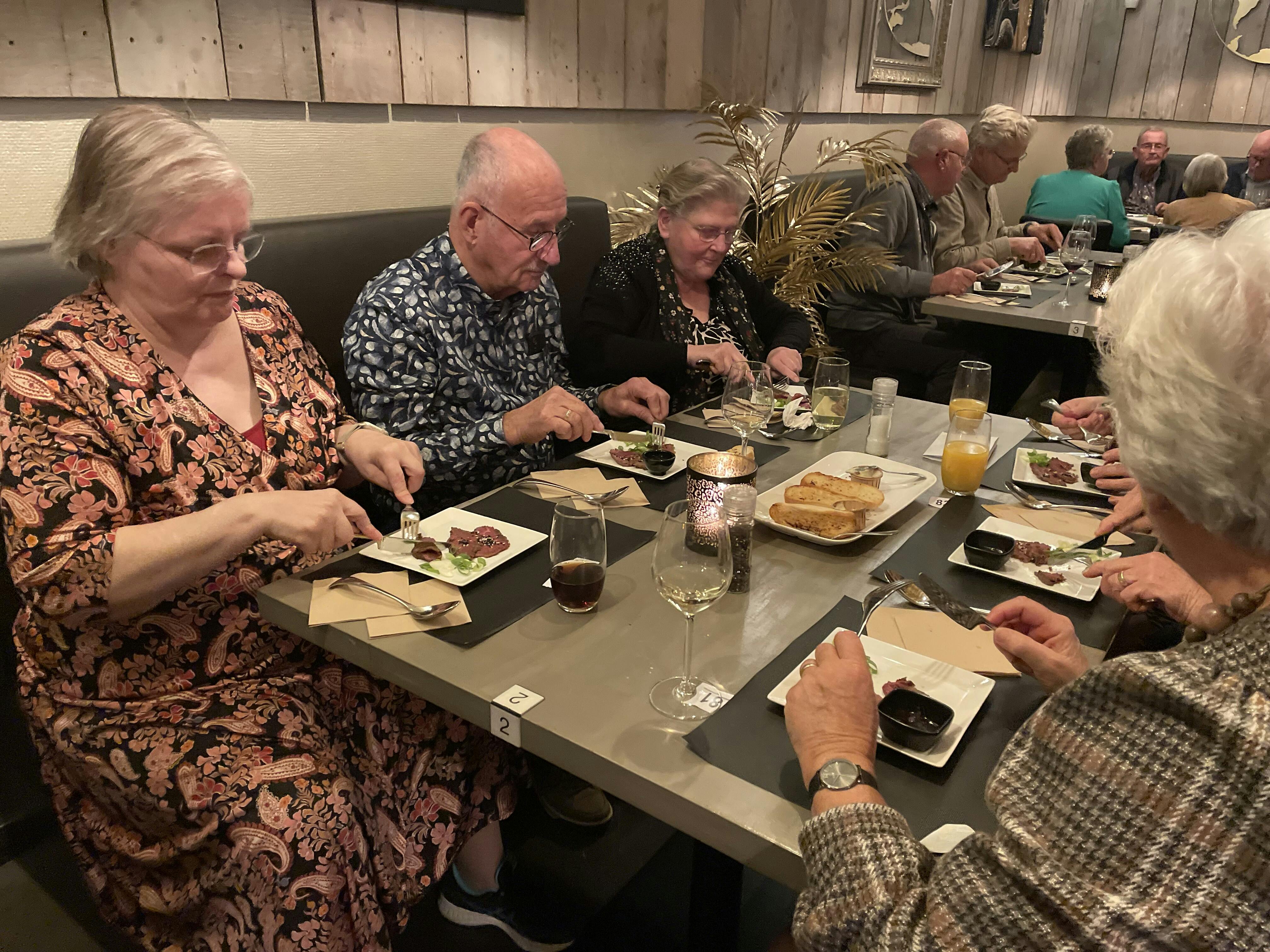 Waarderingsactiviteit bij Demi's tapas in Moordrecht op 11 november 2025