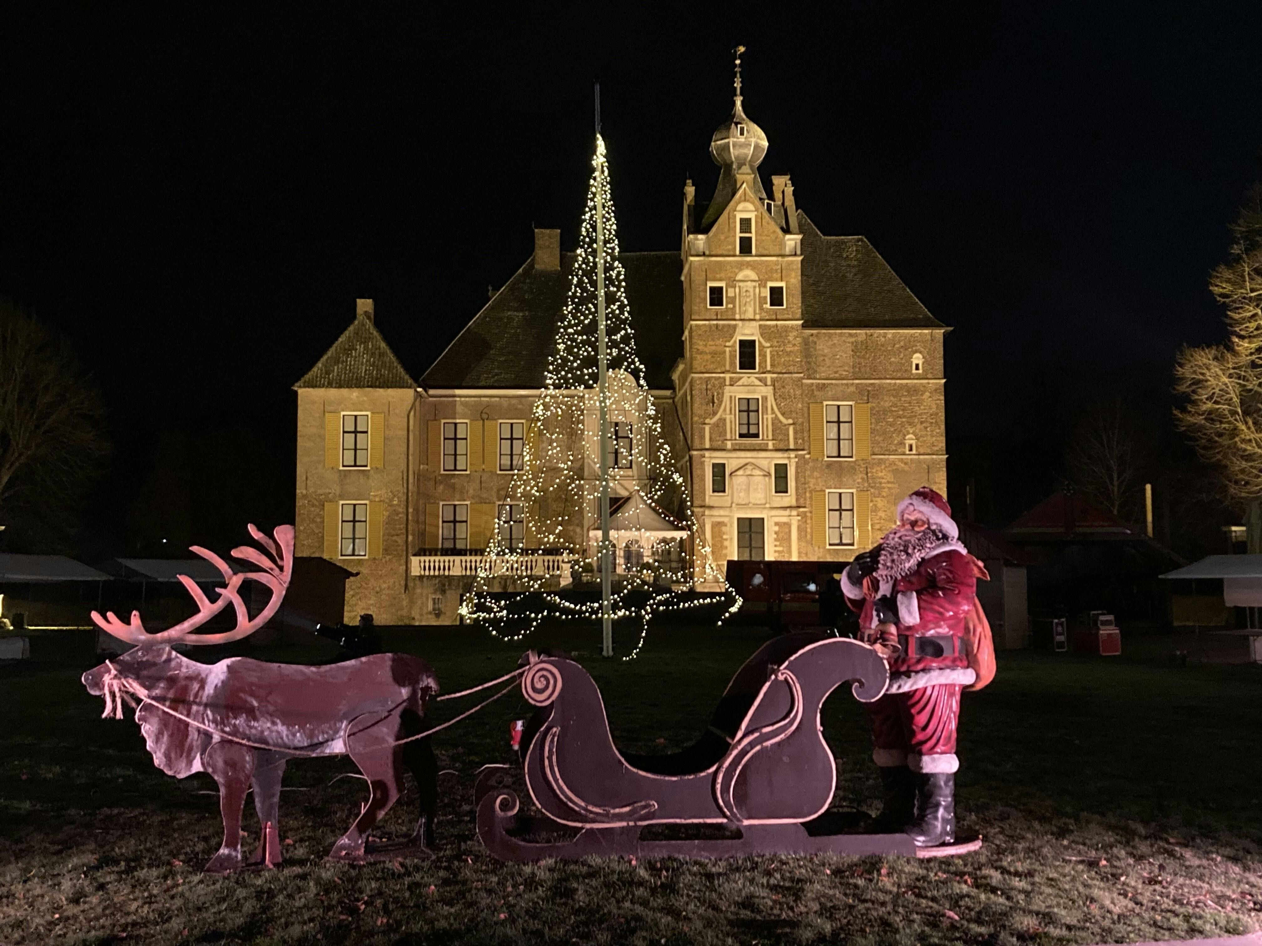 Sfeervolle kerstmarkt bij kasteel Cannenburch