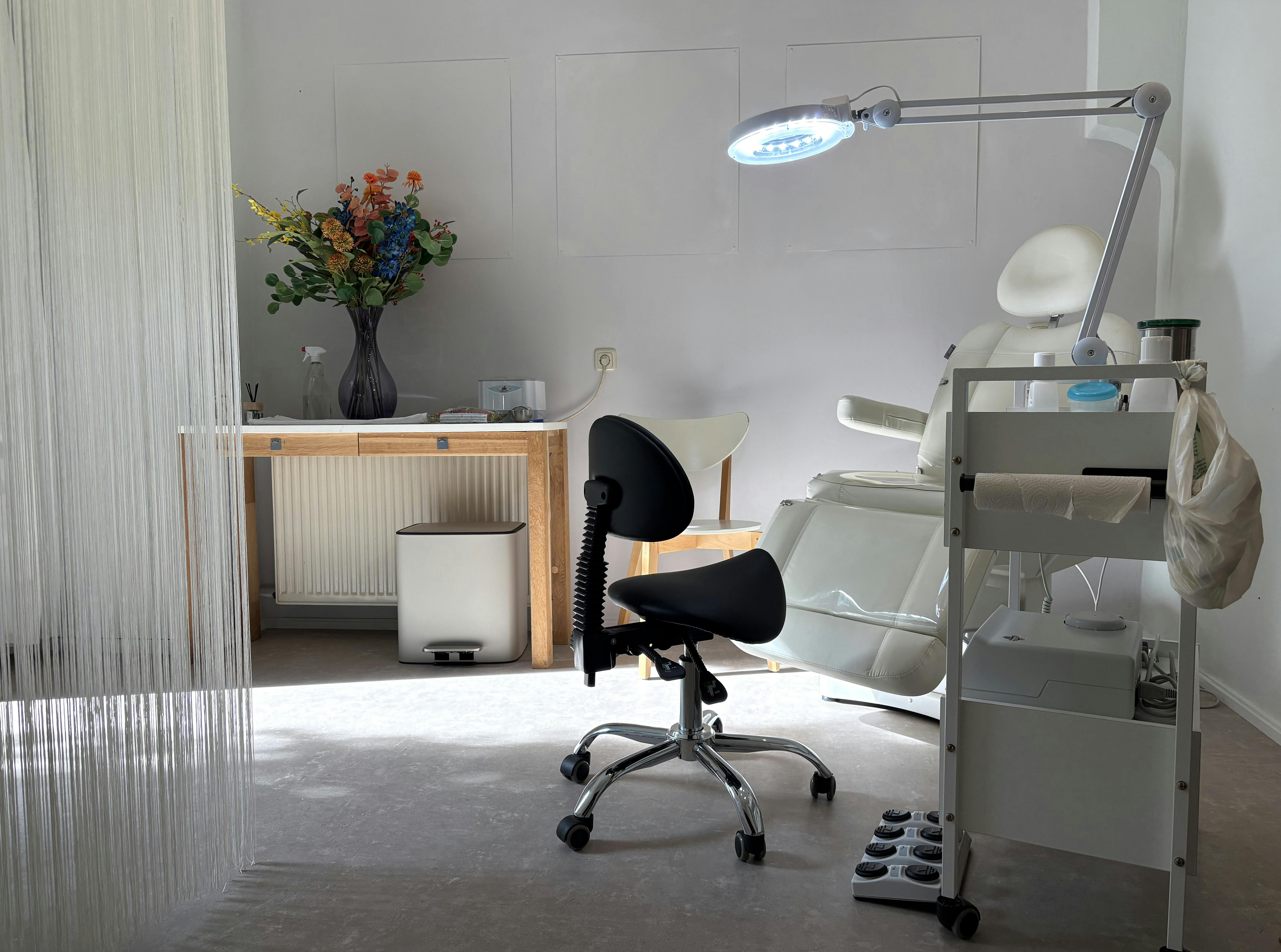 Zoek je een pedicure?