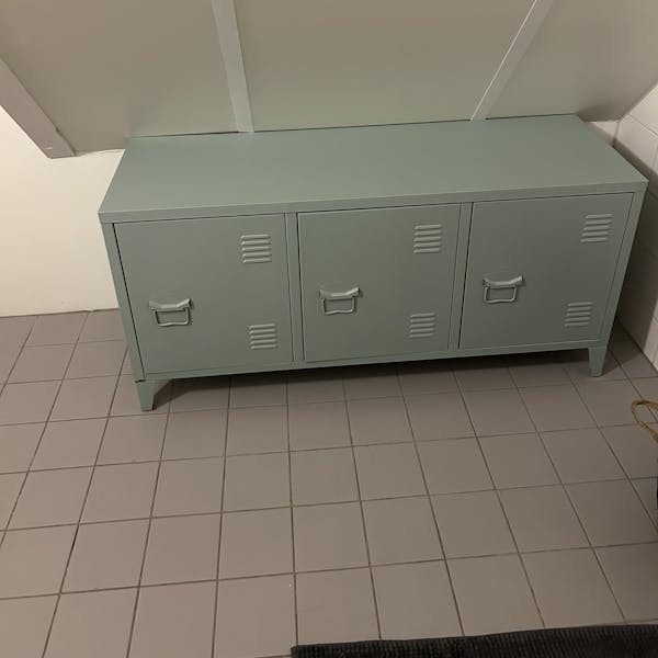 IJzeren industriële kast