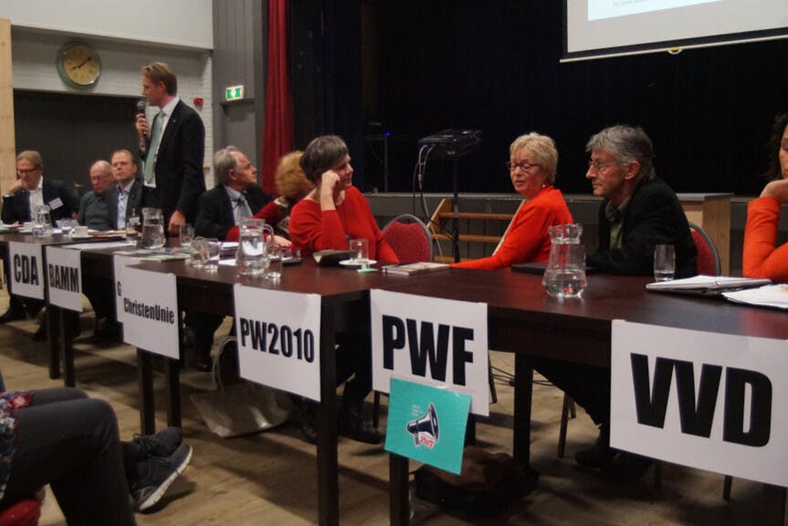 Gemeenteraadsverkiezingen | Politiek Café Andijk 2026: Maak kennis met uw toekomstige raadsleden