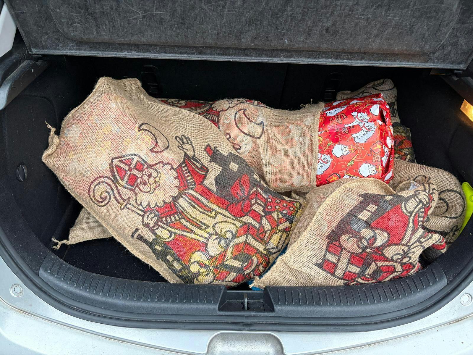 Vijf gezinnen uit Zuidplas kregen een onvergetelijke Sinterklaasavond