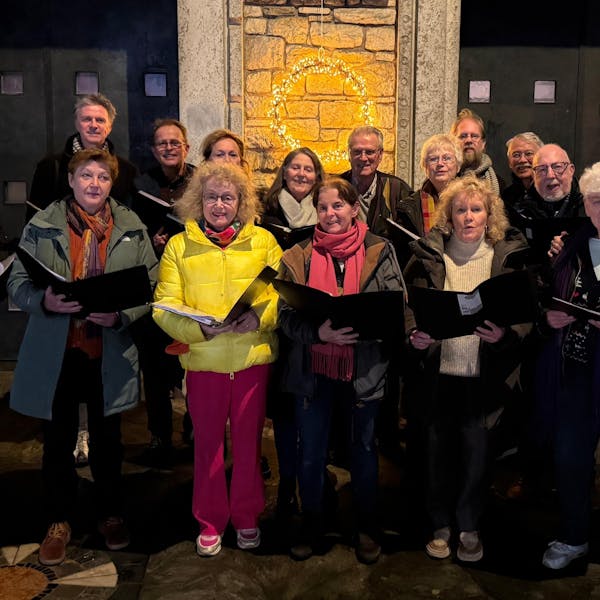 Vier kerst met het Nijmeegs Opera Koor op straat!