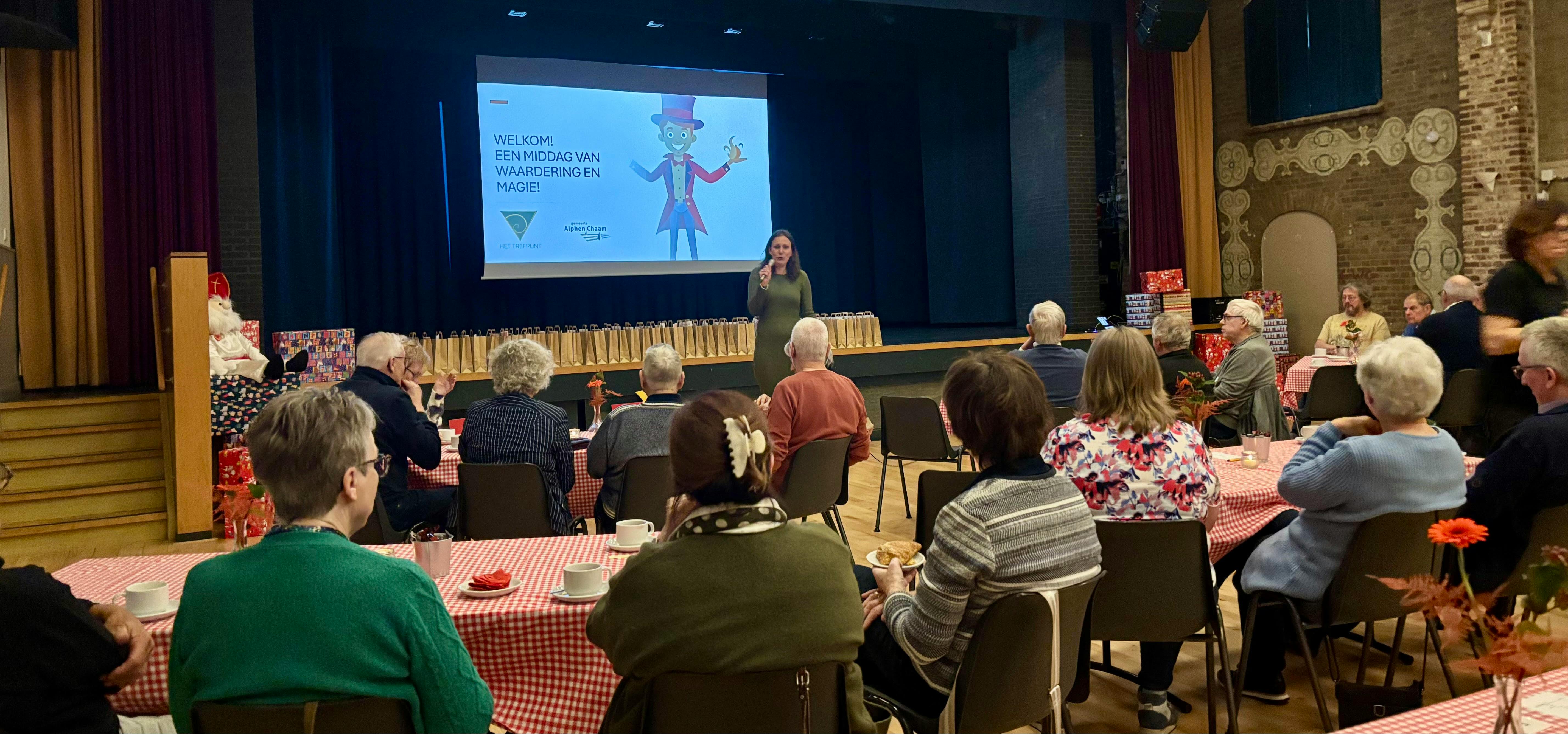 Gezellige en magische bedankmiddag voor de Trefpunt-vrijwilligers