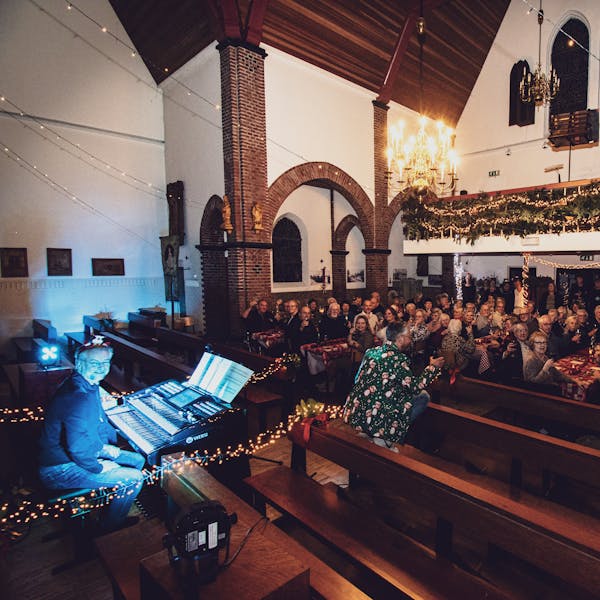 Genieten van een grandioos kerstdiner in de kerk