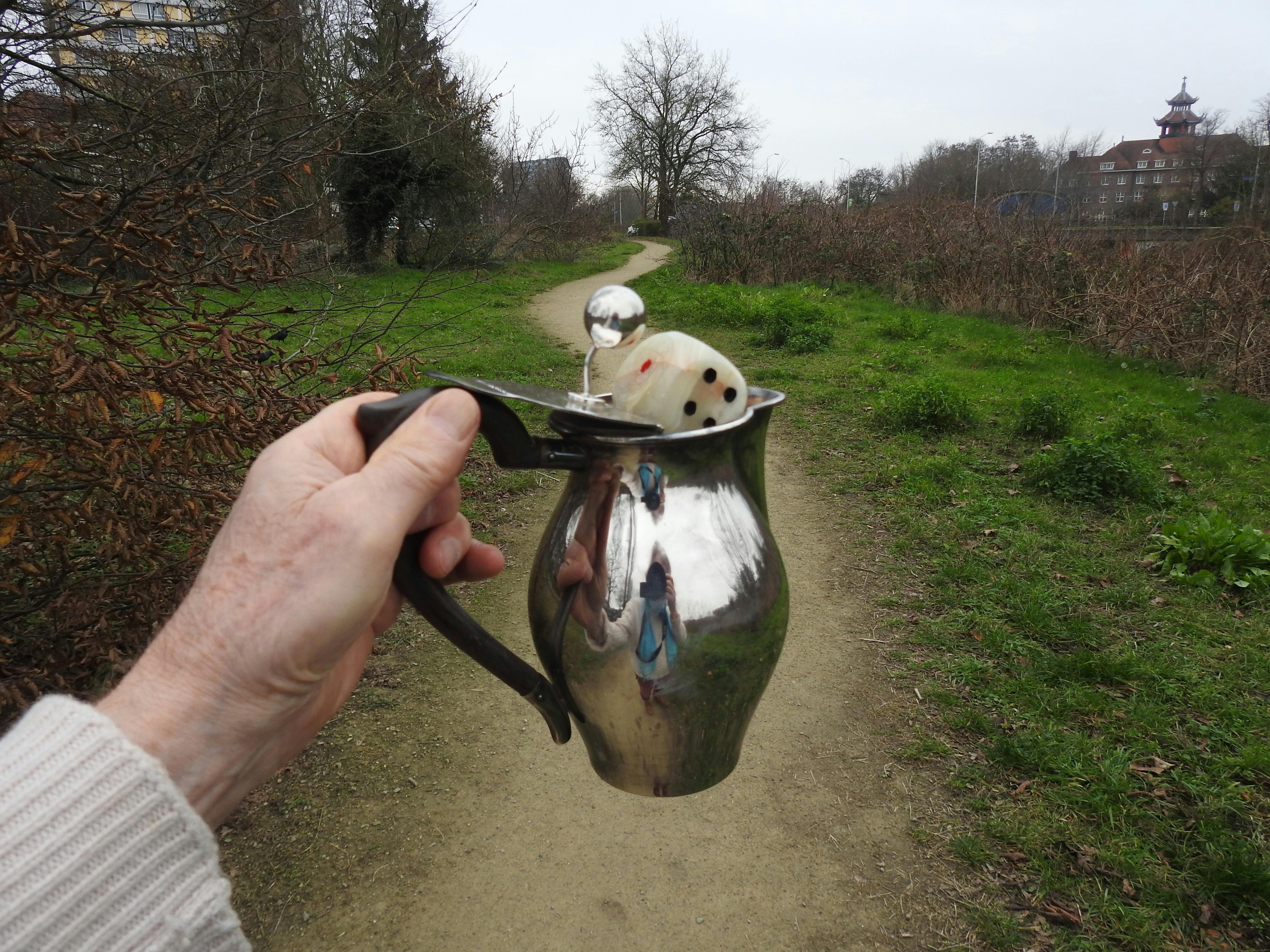 Zelfportret als poort naar het Romeins voedselbos, Nijmegen 2025- 2026