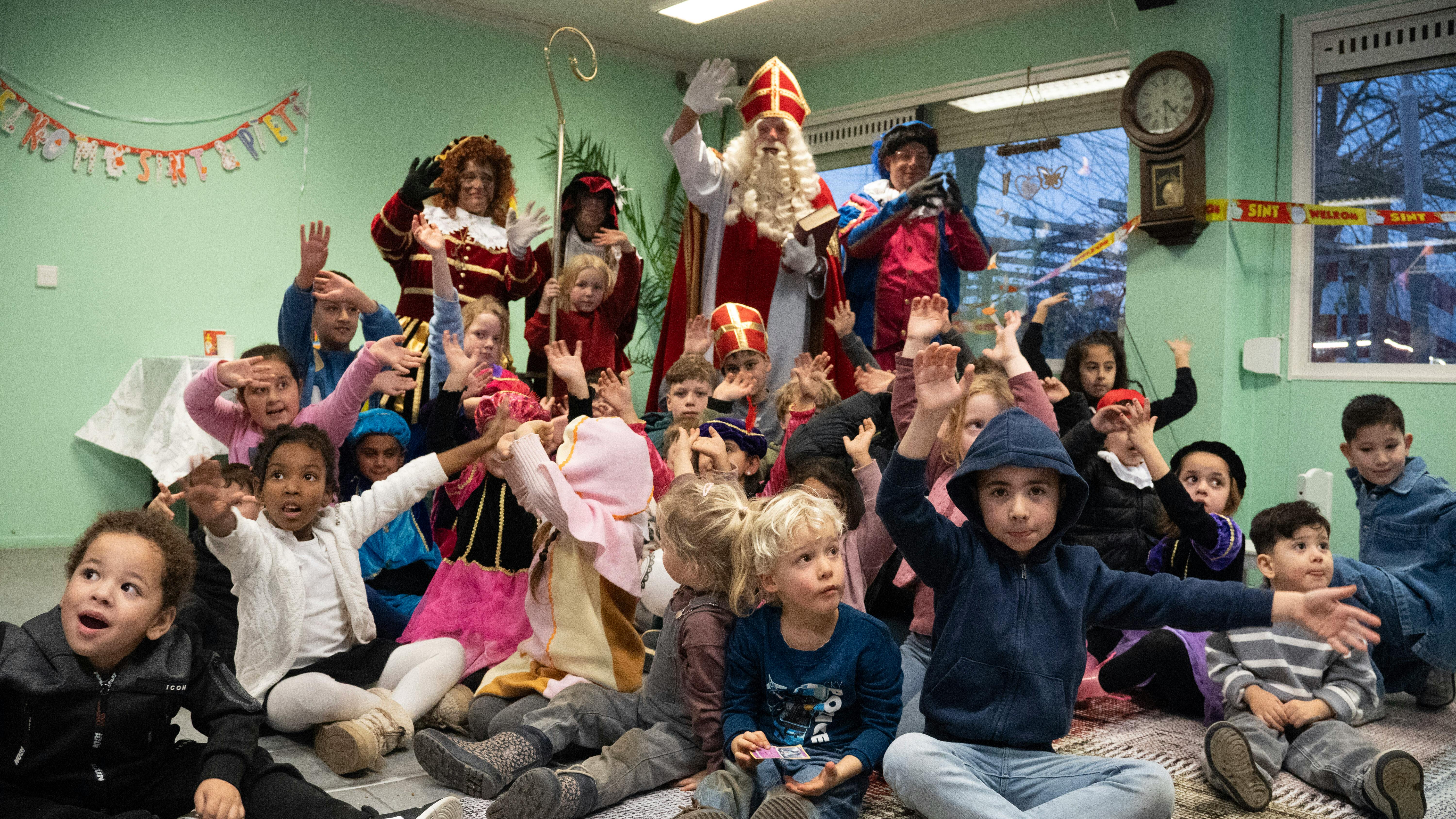 🚤🎅En hij kwam.......de Sint 🚤🎅