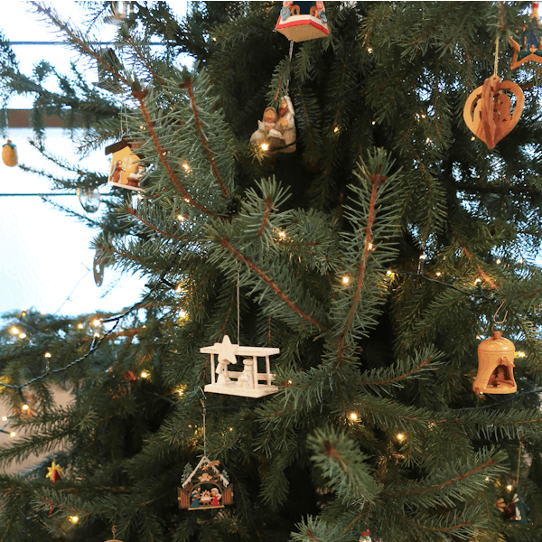 Samen kerstliederen zingen in Klooster Wittem