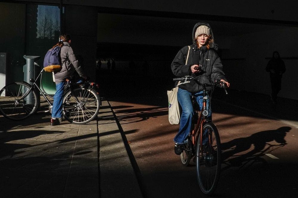 Gratis fietslichtreparatie voor jongeren bij Station Elst 