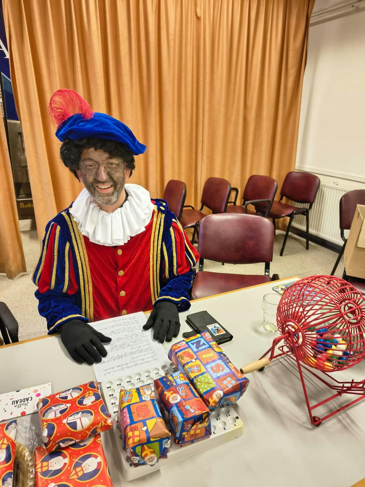 Bingo en pepernoten met Piet