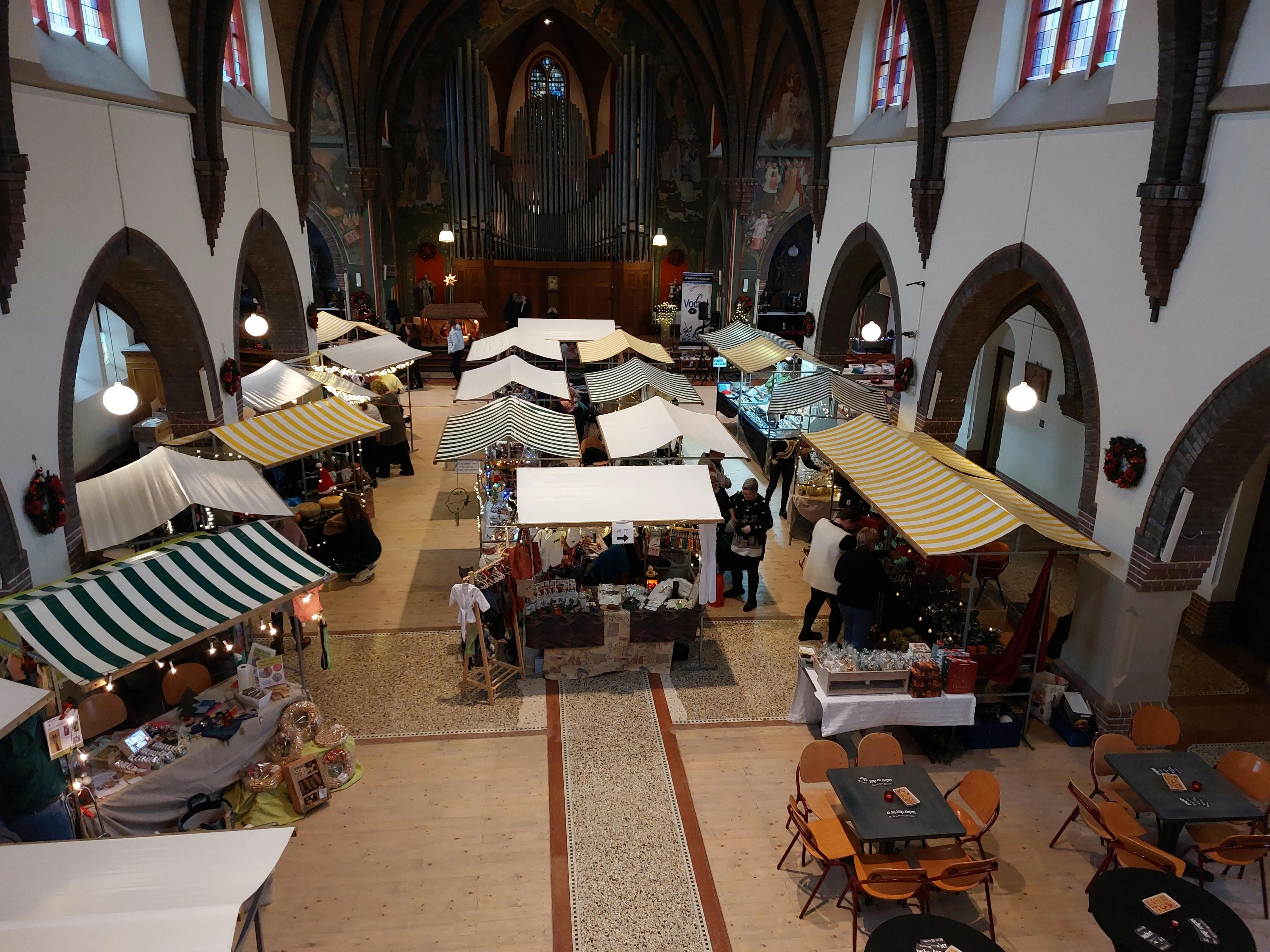 Bezoek de gezellige kerstmarkt