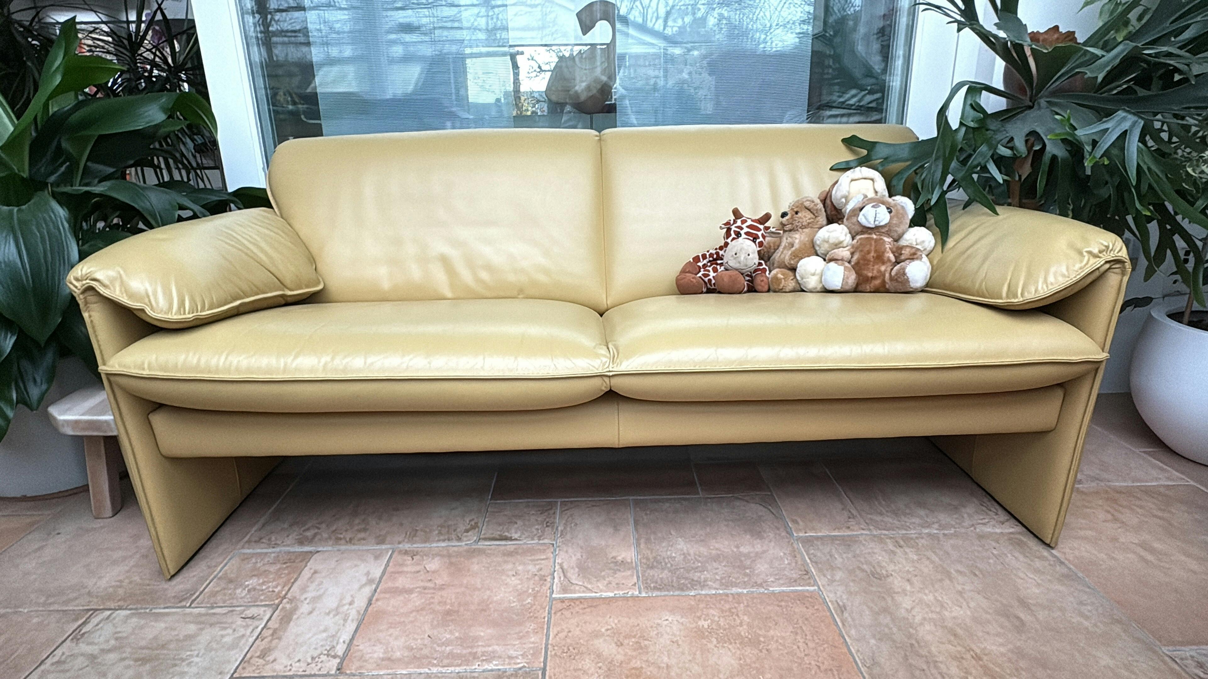 Mooie Leolux bank Bora Bora ter overname