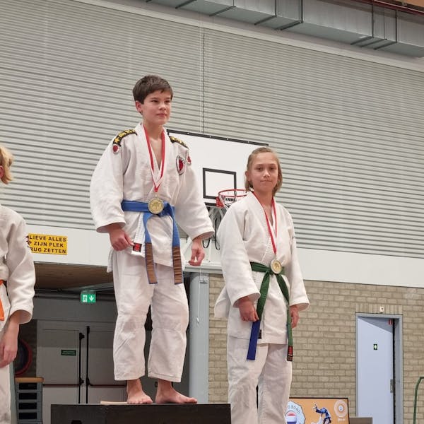 Judoka’s Budovereniging Elst vallen in de prijzen op het “Pepernotentoernooi” in Maartensdijk