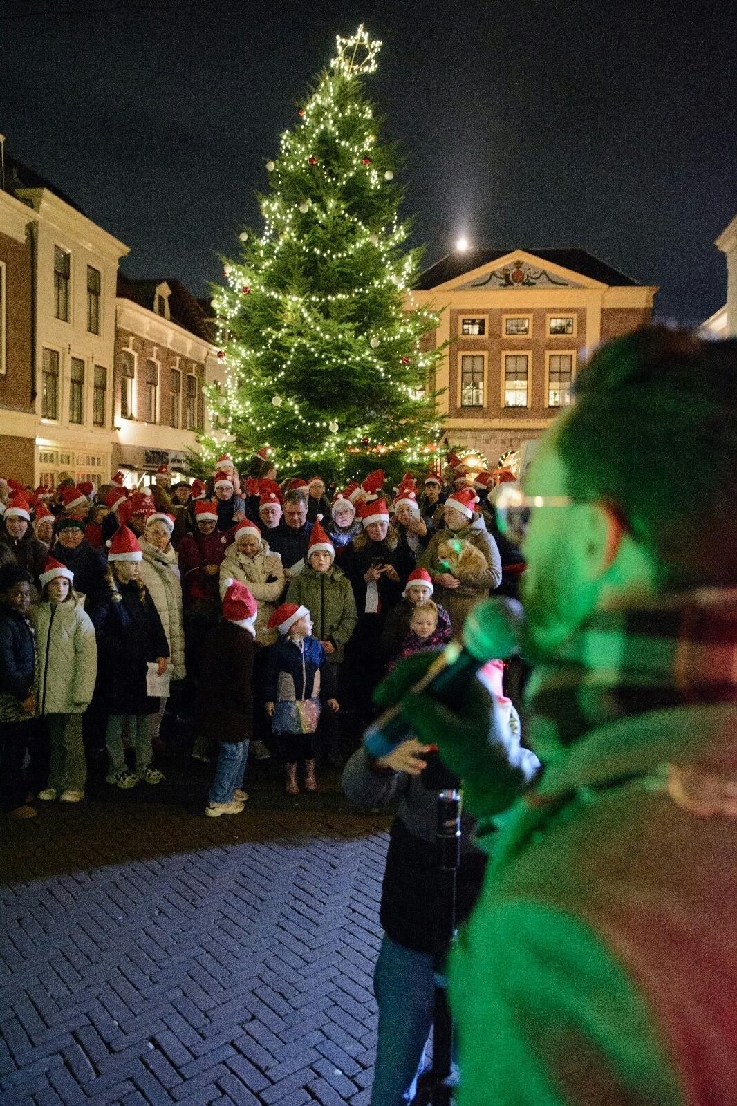 Lichtjesavond 2025 druk bezocht