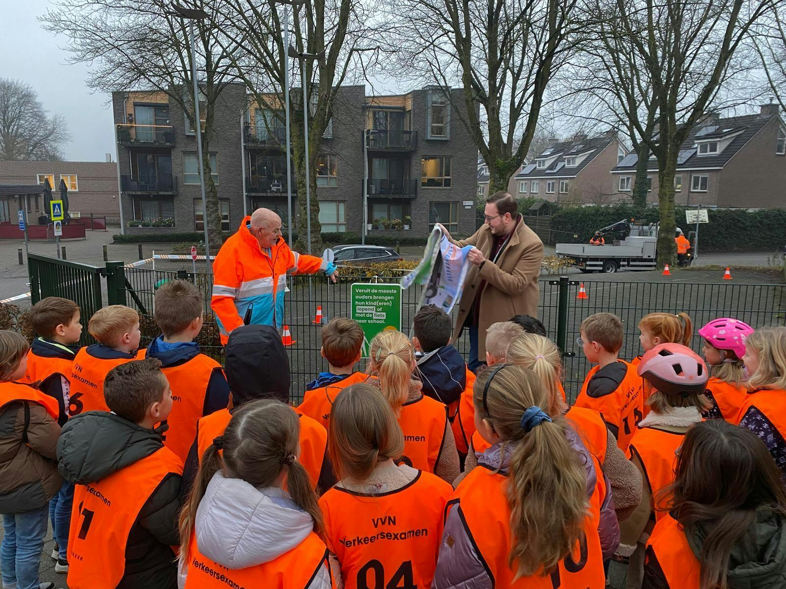 VVN start proef voor fietslessen op basisschool De Grote Lier