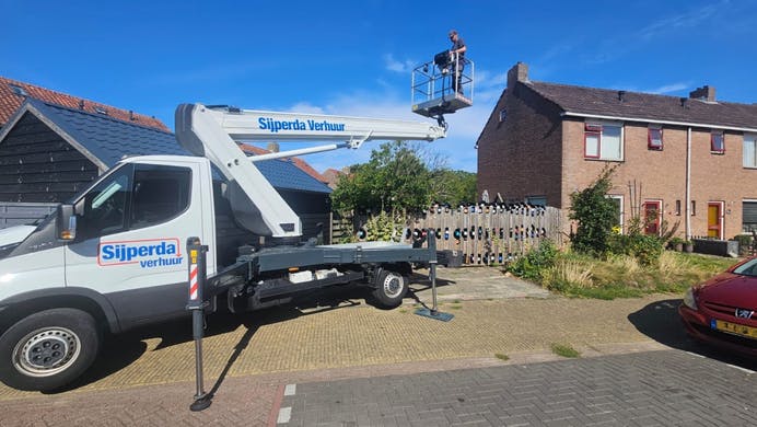 Gezocht: gevels voor nestkasten voor huismussen, gierzwaluwen en vleermuizen