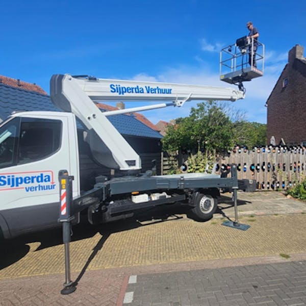 Gezocht: gevels voor nestkasten voor huismussen, gierzwaluwen en vleermuizen