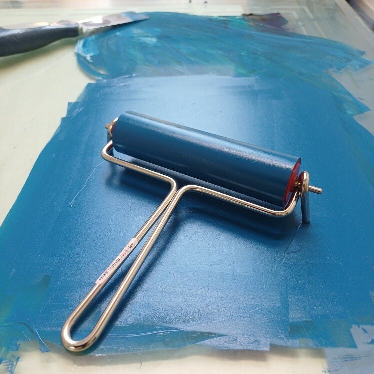 Kleinschalige workshop papier/sjabloondruk in eigen atelier in Berg en Dal