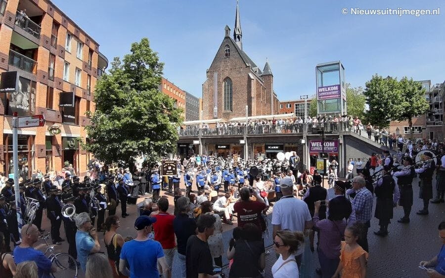 Gratis festival Nijmegen Klinkt dit jaar ook op Waalkade met Showprogramma en bijzonder Carillonconc